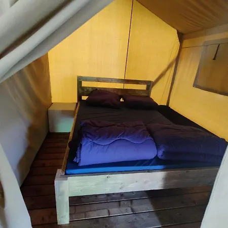 캠프장 Camping Olympia *